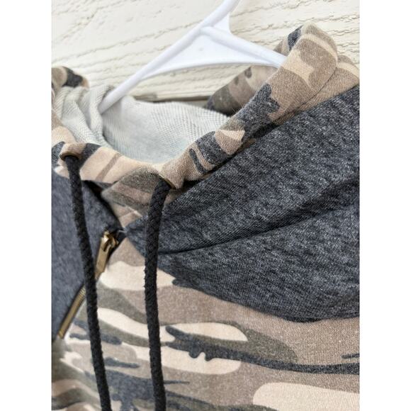 Ampersand Avenue Camo Double Hood Sweatshirt Pullover M - Picture 7 of 9